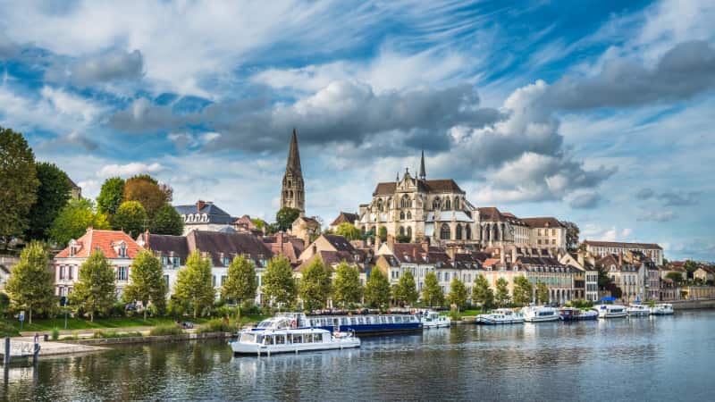 Auxerre en La Puisaye in het department Yonne